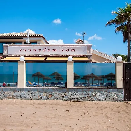 Alojamento de Acomodação e Pequeno-almoço Sunny Dom Boutique *