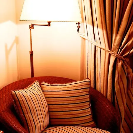 Sunny Dom Boutique